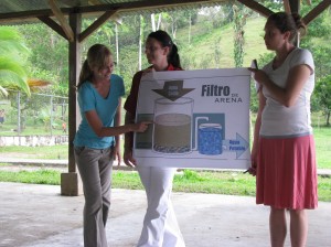 EWB-GA, Panama, Explaining Biosand Filters, Rahul Mitra